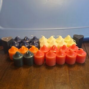 PartyLite Lot of 28 votive candles and 2 heart‎ candles